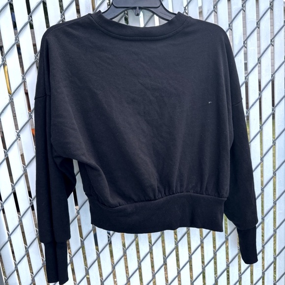 Old Navy Sweatshirt size XS Black - Picture 2 of 3